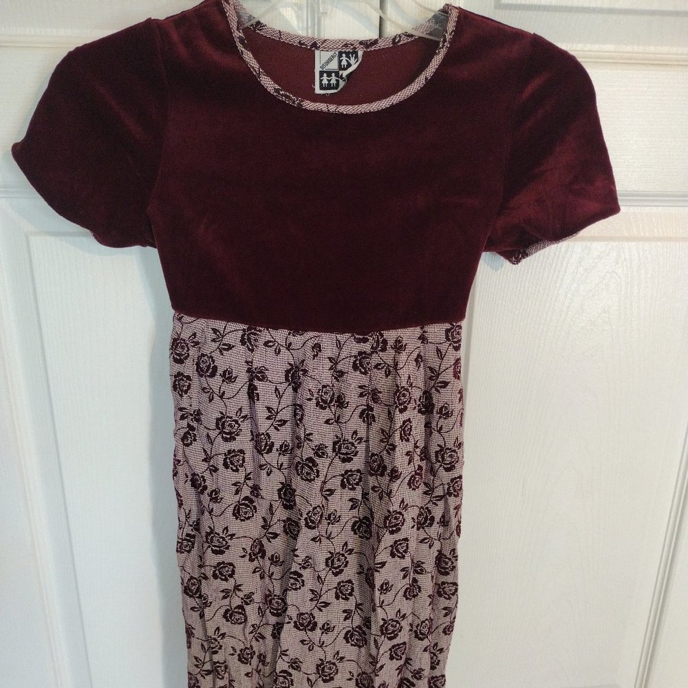 Girls dress size medium